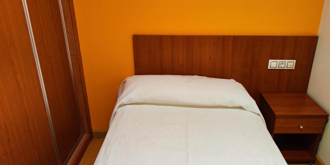 Pension San Roque Lugo Exterior photo